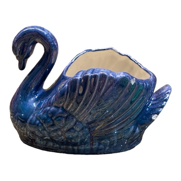 Vintage Swan holder / planter glazed ceramic, blue chips & cracks are present - Picture 2 of 6